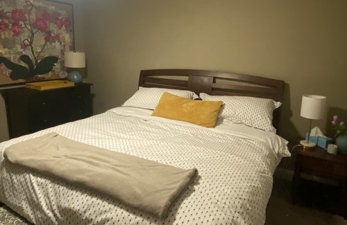 Capitol Hill Casa | 5 mins to the park. 10 mins to downtown. Great Location!