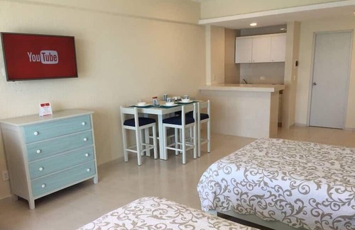 Punta Cancún Condominio | Caribbean SeaView in the Heart of the Hotel Zone