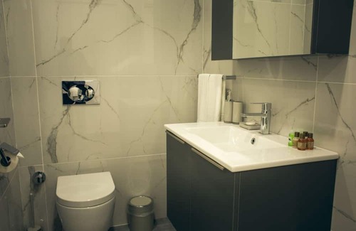 Trikomo Apartamento | Studio Flat w Pool, Balcony Near Beach in Iskele