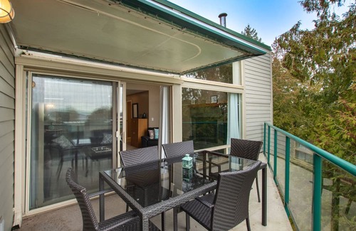 North Oyster Condominio | GORGEOUS LUXURIOUS OCEAN VIEW TWO BEDROOM CONDO