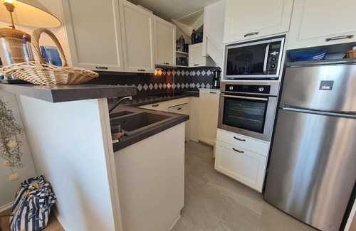 Arzon Apartamento | A Louer T2 Pour Trois Avec Piscine Dans la Résidence