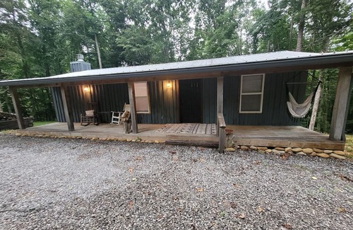 Byrdstown Cabina | Cozy Cabin Near DaleHollow Lake