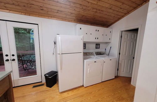 Byrdstown Cabina | Cozy Cabin Near DaleHollow Lake