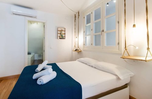 La Goleta Apartamento | The Artist´s Balcony