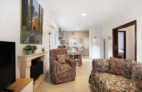 Chiclana de la Frontera Casa | Holiday Home 'Andalucia 13' with Private Pool, Wi-Fi and Air Conditioning