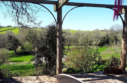 Tremargat Casa | Propriéte Dans un Petit Village vue sur la Campagne Santier Randonnées et lac