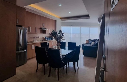 Marina Mazatlán Apartamento | Depa con Vista a la Marina y Restaurante
