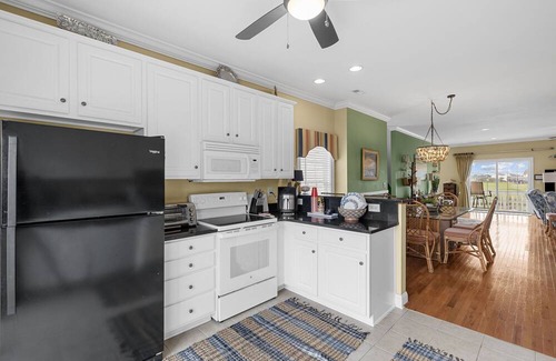 North Myrtle Beach Casa | Shealy's Seaclusion | 5 BR, 4 BA | Private Pool