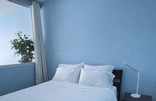 Downtown Vancouver Apartamento | 1 BR Condo at Granville Strip near English Bay/2 Beds/Sleeps 4