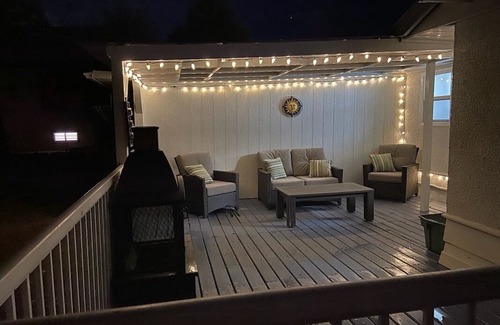 Surrey Casa | Cozy Little White House With Two Bedrooms