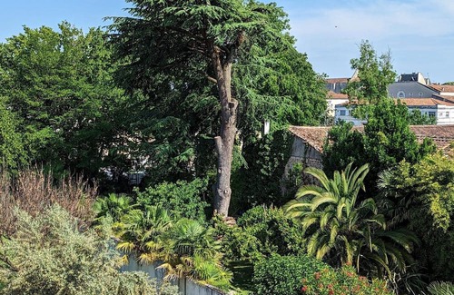 Gondeville Apartamento | Apartment Mainxe-Gondeville, 4 bedrooms, 8 persons