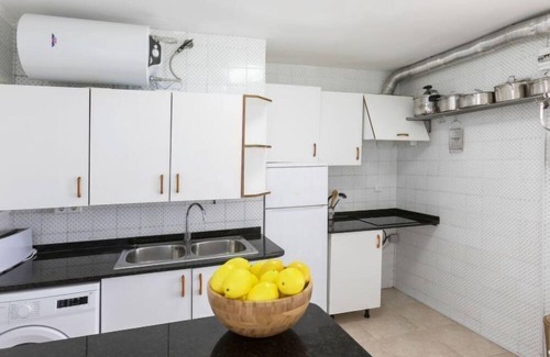 Peñíscola Apartamento | Apartment Torre Hirta in Peñiscola - 6 persons, 3 bedrooms