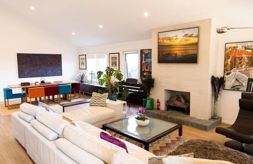 Maroubra Casa | Resort Style home close to Beach with Pool & Sauna