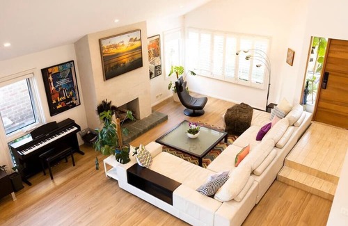Maroubra Casa | Resort Style home close to Beach with Pool & Sauna