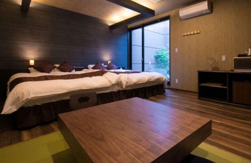 Oita Casa | Twin bed Tatami Onsen outdoor rock bath / Oita Ōita