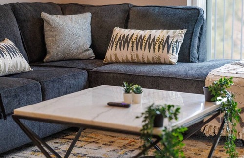 Jefferson Park Apartamento | Modern Highlands Oasis