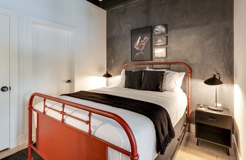 Nashville Apartamento | NEW Studio with 2 Beds 7 mins to Broadway