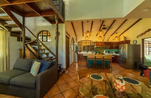 Hills of Esterillos Casa | Casa Leonie- relax in paradise!!!