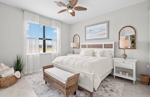 Port Charlotte Casa | NEW Build! Beautiful Bonito Way - Luxury home nestled in El Jobean! Fishing, Beaches, Pier, Ramp