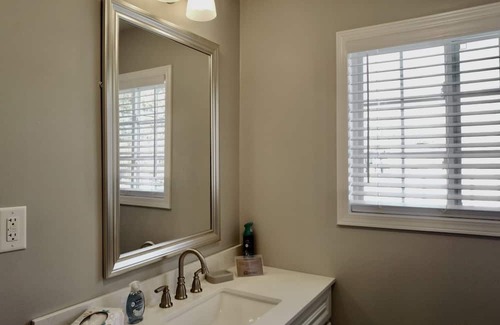 Branson Theater District Casa | Townhome-colonial B