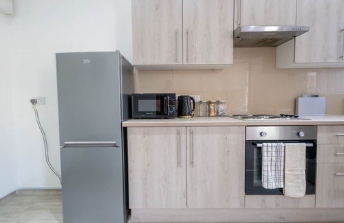 Newport Apartamento | Stylish and spacious 1Br apartment