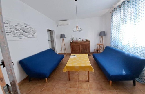 Le Grau-Du-Roi Apartamento | Authentic Fisherman's House, sleeps 6, courtyardeur 30 M2, air-conditioned, heart of.