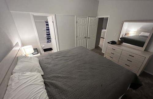 Holiday Shores Casa | Newly remodeled home by the river with w/ additional studio, 3 mi from Casinos!