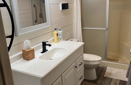 Holiday Shores Casa | Escape to a newly remodeled home by the river, casinos, bars, dining and more!