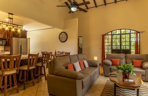 Hills of Esterillos Casa | Villa Meilleur By Esterillos Hills 10 minutes away from the beach!!