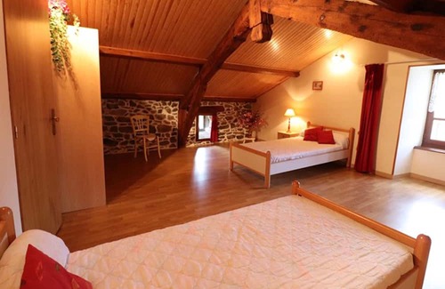 Saint-Poncy Cabaña | Gite Saint-Poncy, 3 bedrooms, 6 persons