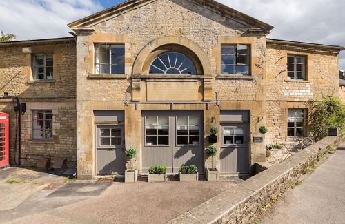 Bouvet Island Casa | Amazing Georgian Cotswold Apartment