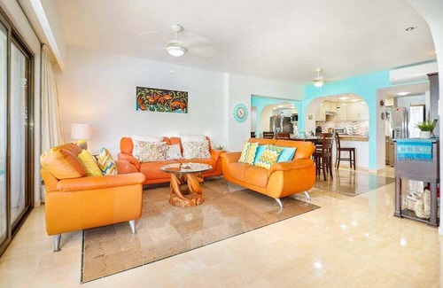 Puerto Aventuras Apartamento | Beachfront Paradise 2 BR in Puerto Aventuras