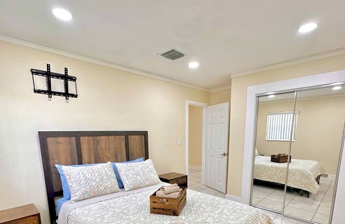 Sunset Casa | Spacious, family friendly home in the heart of Miami