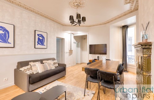 Strasbourg -Saint-Denis Apartamento | Urban Flat 57 - Luxury 4BDR Parisian Flat in Paris