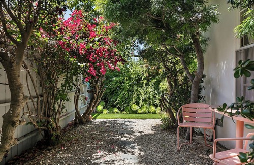 Clarkdale Apartamento | Exclusive 2BD 3BA with Balcony