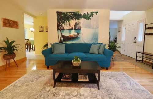 Pocono Lake Casa | Pocono Lake Getaway: Pool, Tennis, and Basketball!