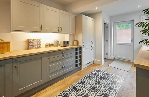 Hognaston Casa | Host & Stay | The View at Orchard View