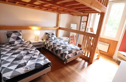 Saint-Etienne-Cantales Cabaña | Gite Saint-Étienne-Cantalès, 3 bedrooms, 6 persons