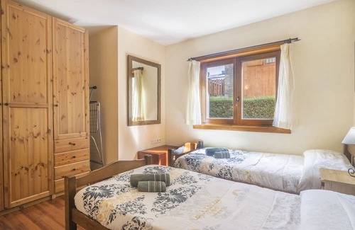 Esterri D'Aneu Apartamento | Apartment 'Suites Spain Playa - Vaqueira' with Wi-Fi and Air Conditioning