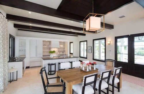 Frigate Bay Casa | Villa Bougainvillea - Sandy Bank Bay Vacation Home