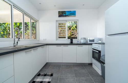 Mahina Casa | Fare Tahara'a 2BR in Arue