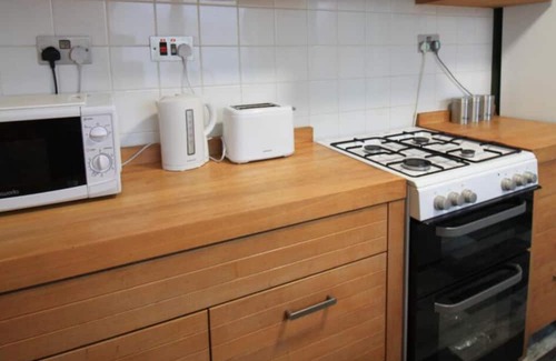 Gateshead Apartamento | Cosy 3 bedroom apt free parking central location