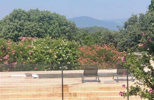 Mons Casa | Maison Pleine de Charme Dans Village Médiéval Entre Uzes et Ales