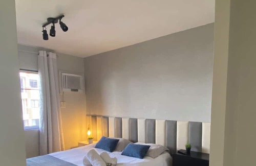 Smin Apartamento | Luxuoso Flat em Resort com Vista Incrível Para o Lago
