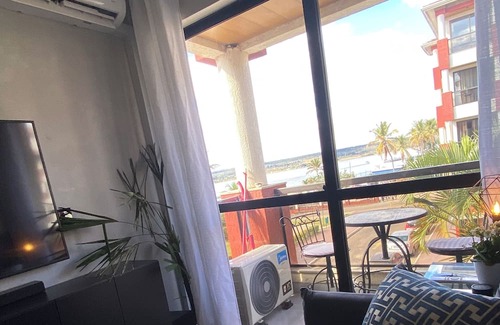 Smin Apartamento | Luxuoso Flat em Resort com Vista Incrível Para o Lago