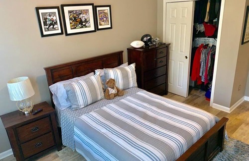 Essex Condominio | Cozy, clean, peaceful and modern condo in safe area. Come lay back & Relax!