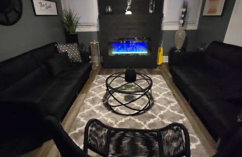 Kannapolis Casa | Cozy Vacation like no other minutes from Downtown Concord & Kannapolis & Highway