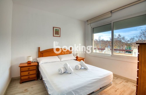 Platja d'Aro Apartamento | APARTMENT FOR 4 PEOPLE WITH POOL AND TERRACE NEAR THE BEACH AND SHOPPING AREA
