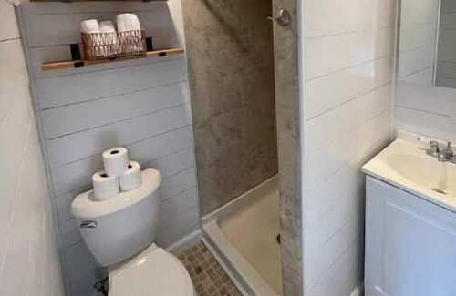 Green Creek Casa | The Tiny House No Cleaning Fee Cape May/Wildwood