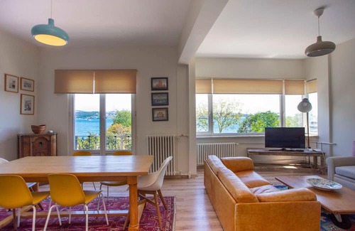 Kabatas Condominio | Cozy Waterfront Apt. with a Stunning View